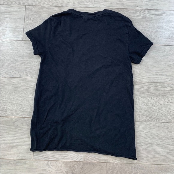 Stateside Black Knot Front Short Sleeve Tee - Picture 4 of 10